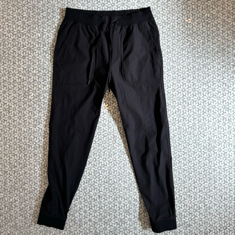 Men's Lululemon ABC Skinny-Fit Joggers in Black, Size L